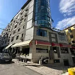 아파트 Enzo Center *