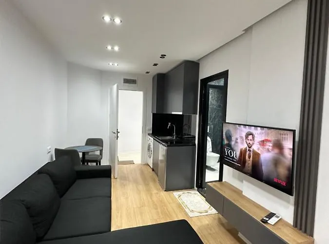 Enzo Center Tirana