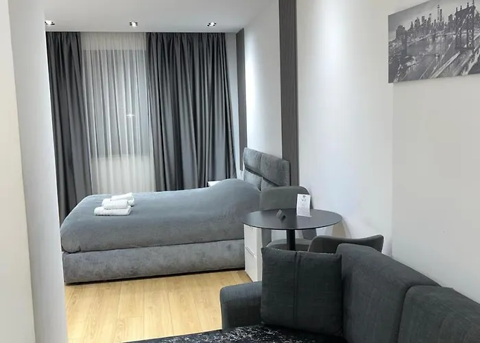 Enzo Center Tirana