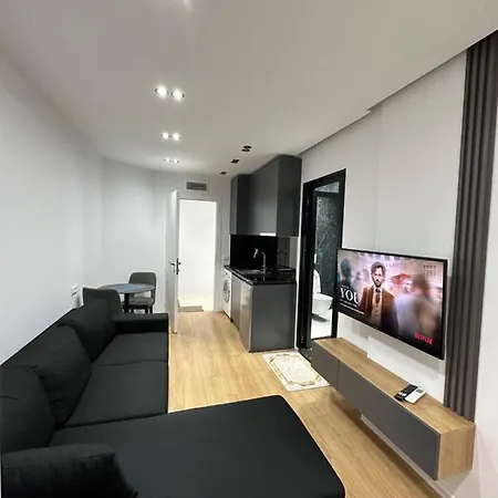 Enzo Center Tirana