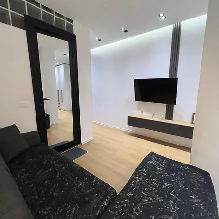 Enzo Center Apartamento Tirana